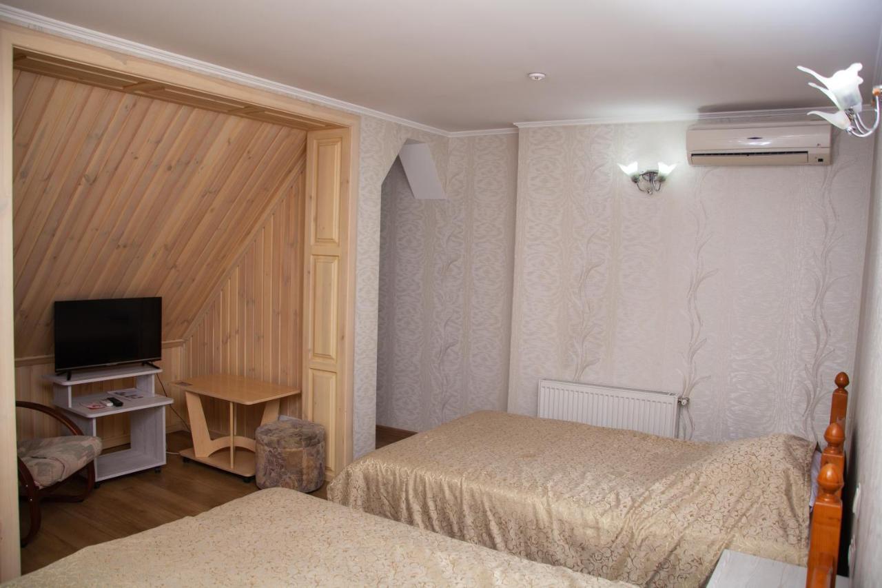 Piligrim 2 Hotel Mykolaiv Eksteriør billede